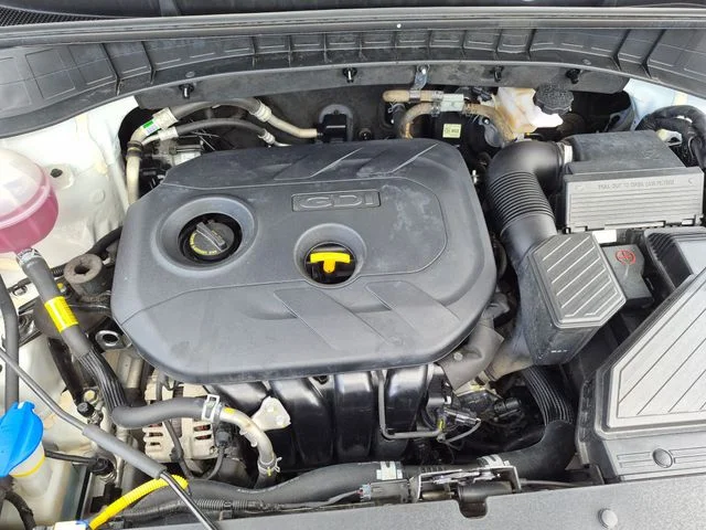 Used 2021 White Hyundai Value image 10