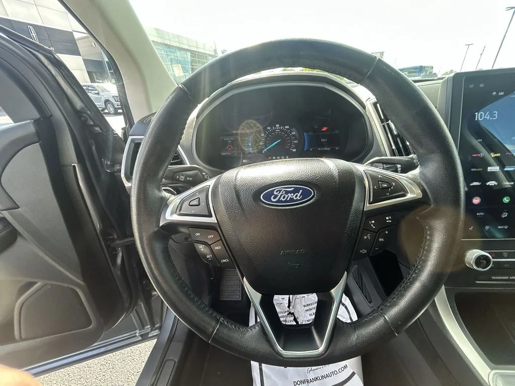 Used 2023 Gray Ford SEL image 20