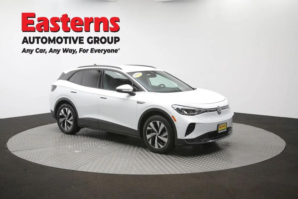 Used 2023 White Volkswagen Pro image 46