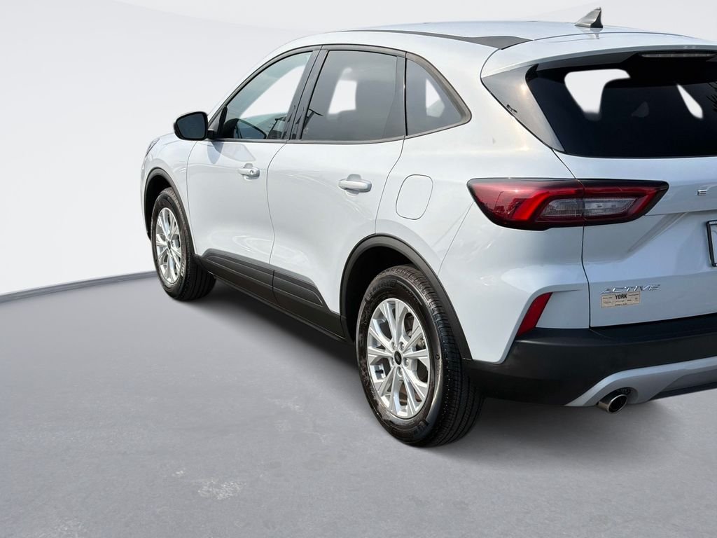 Used 2025 Silver Ford Active image 7