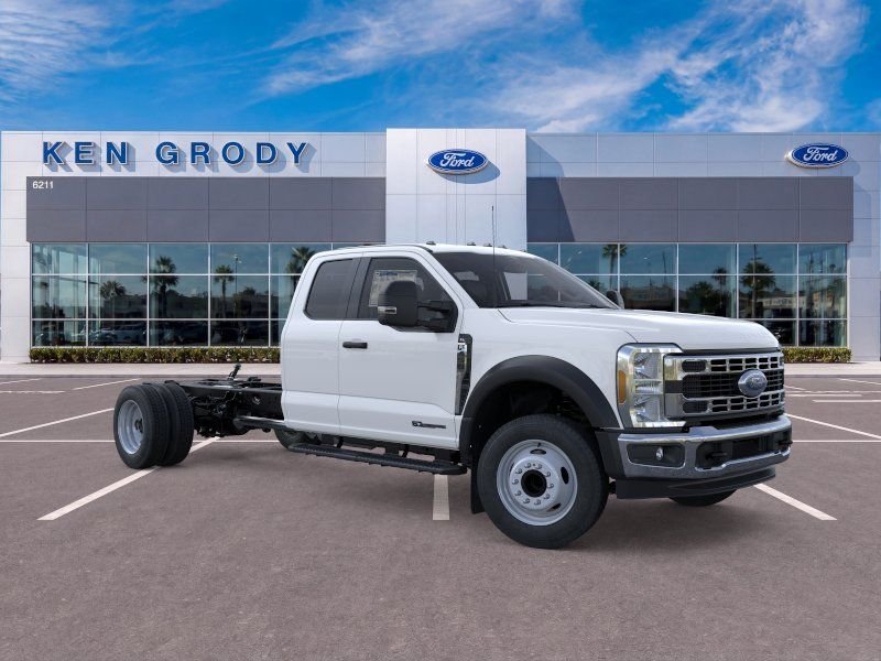 2026 Ford F-450 XL SuperCab 192-In DRW's photo