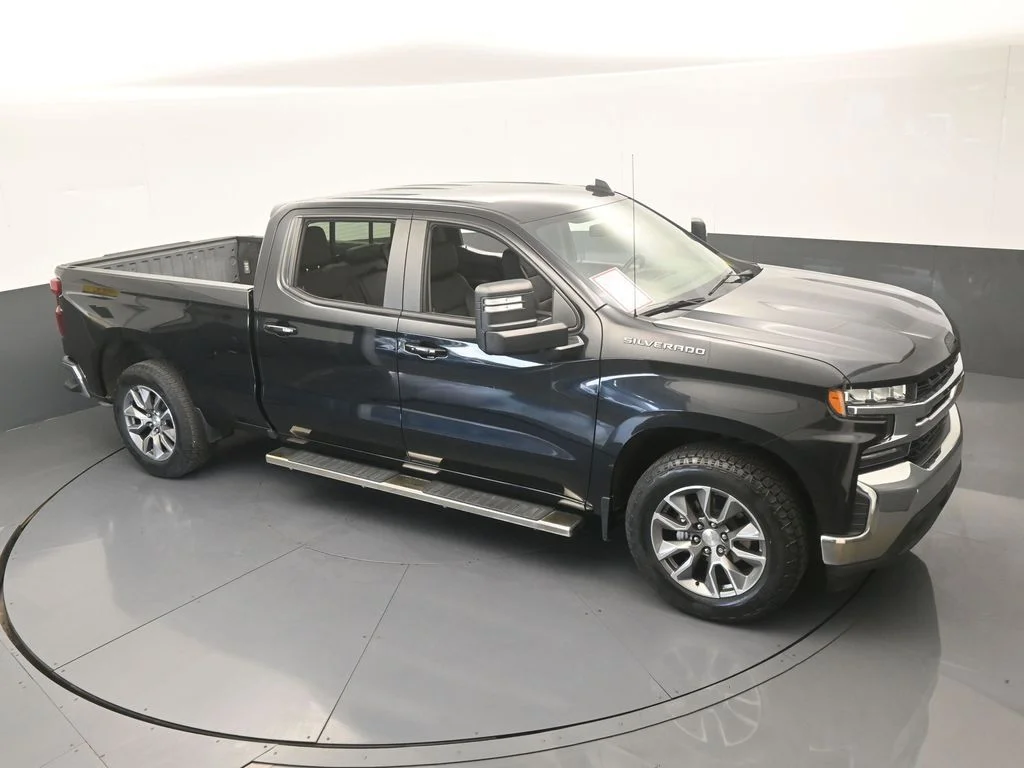Used 2021 Black Chevrolet LT image 53