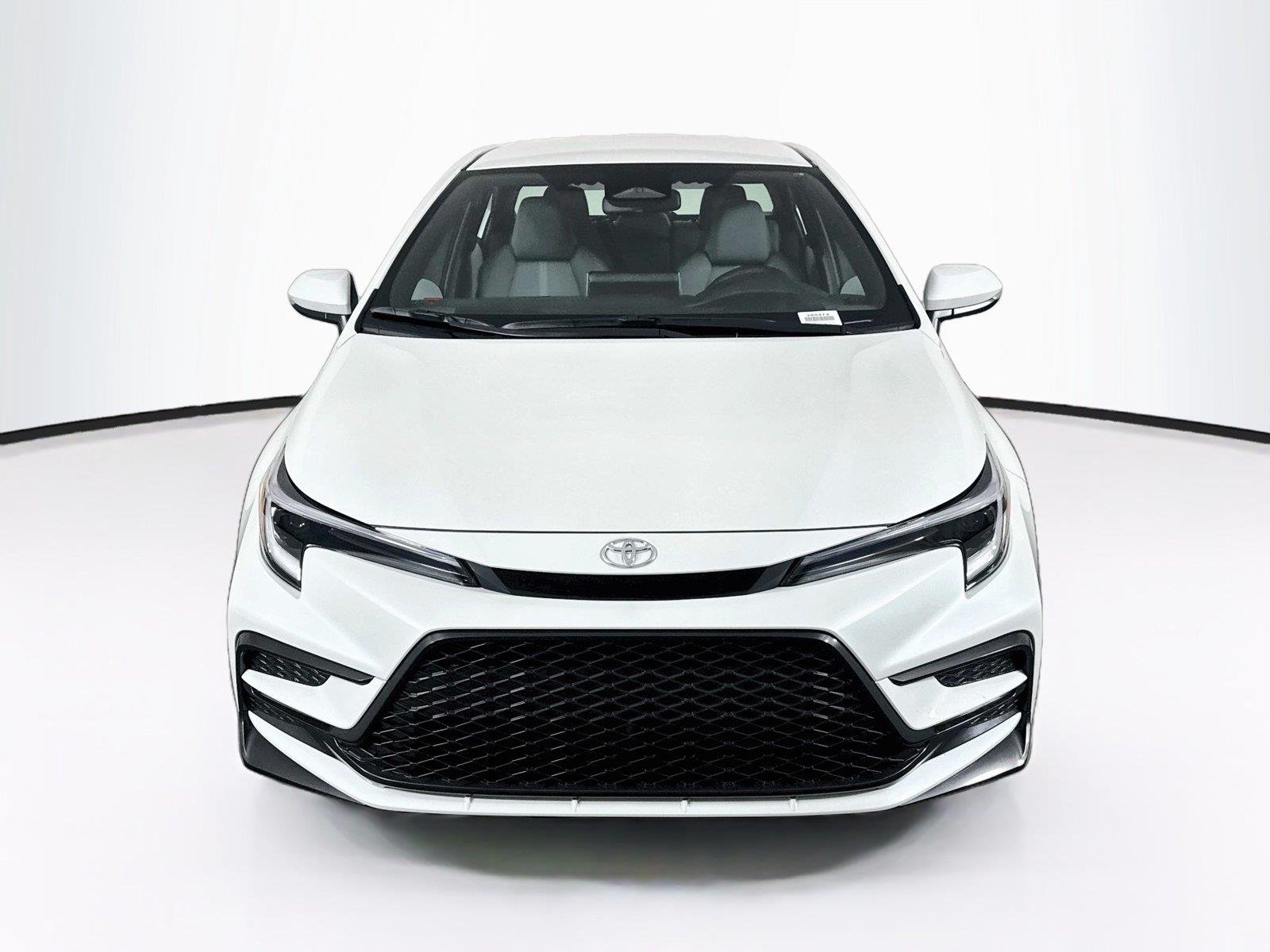 New 2027 Wind Chill Pearl Toyota SE image 4