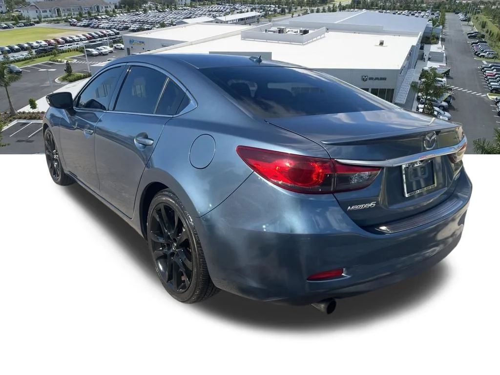 Used 2014 Blue Mazda i Grand Touring image 18