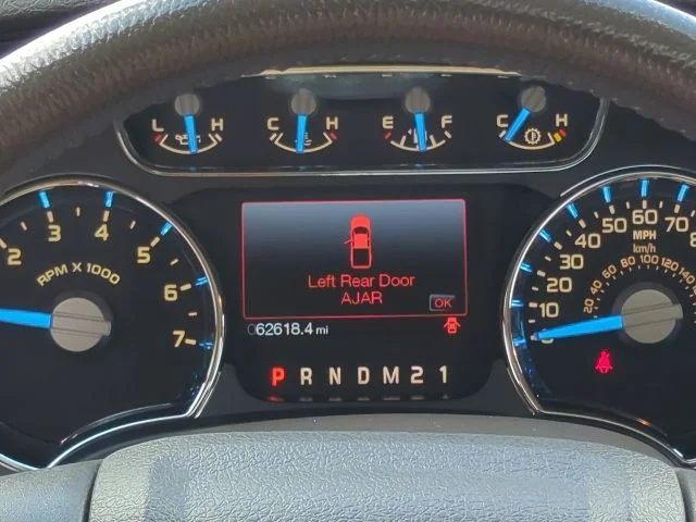 Used 2014 Blue Ford Lariat image 7