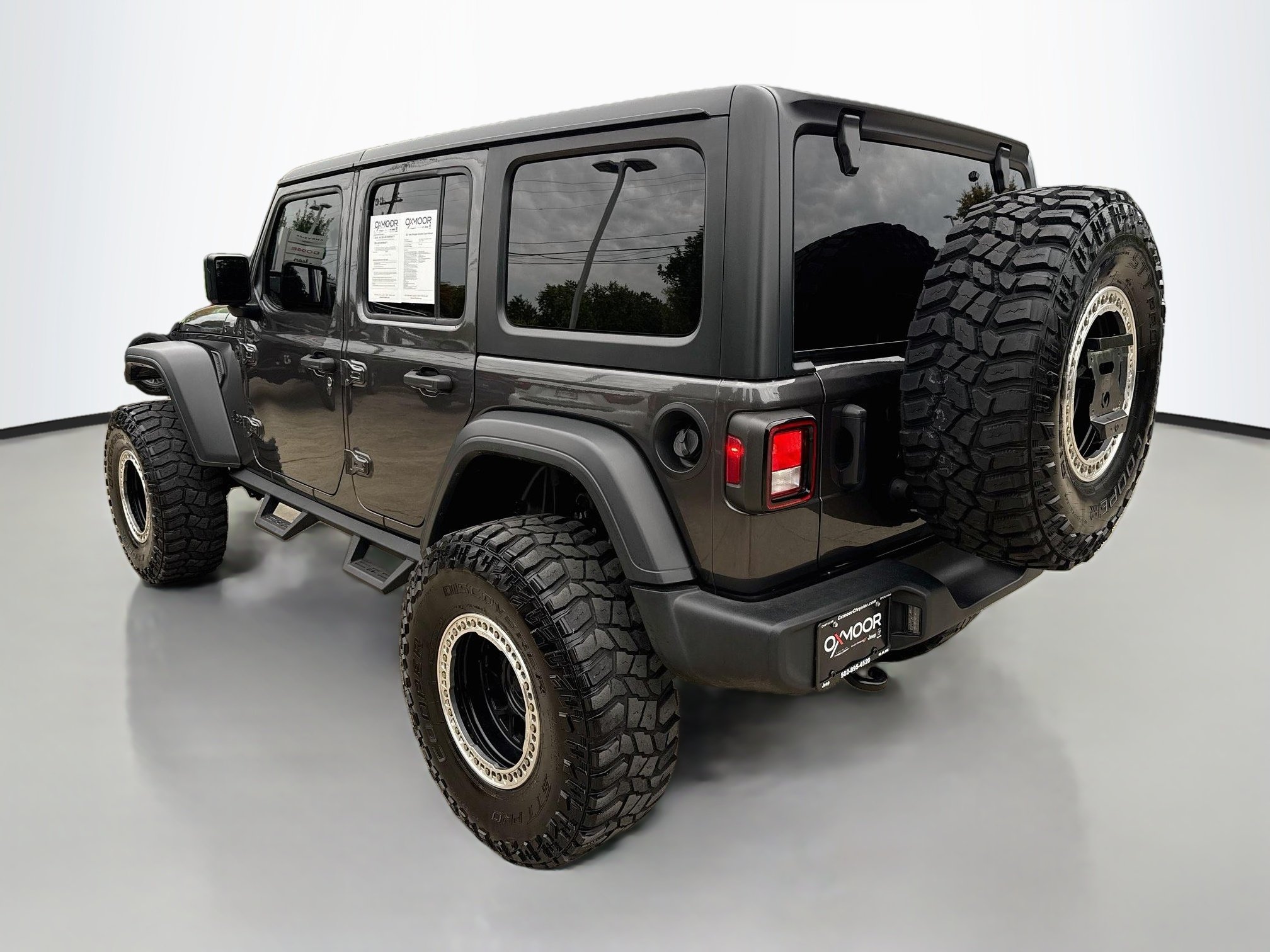 Used 2021 Granite Crystal Metallic Clearcoat Jeep Unlimited Sport Altitude image 5