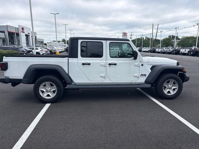 Used 2020 White Jeep Sport image 9