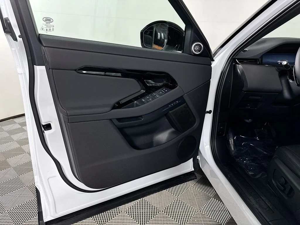 2026 Land Rover Range Rover Evoque S - Photo 22