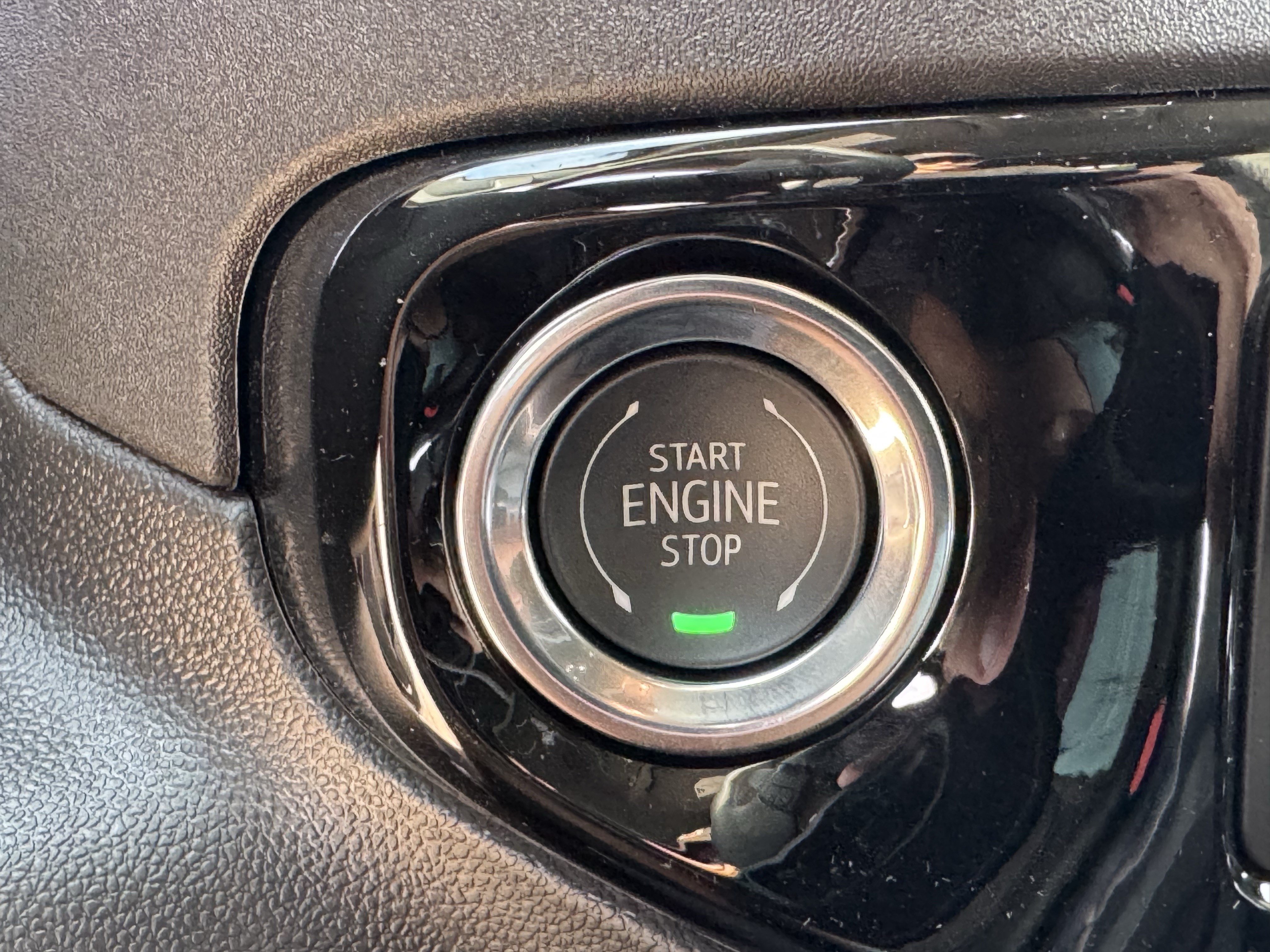 2026 GMC Sierra 1500 SLT - Photo 16