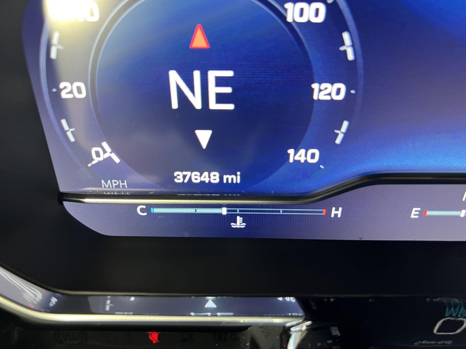 Used 2024 Lakeshore Blue Metallic Chevrolet LT image 13