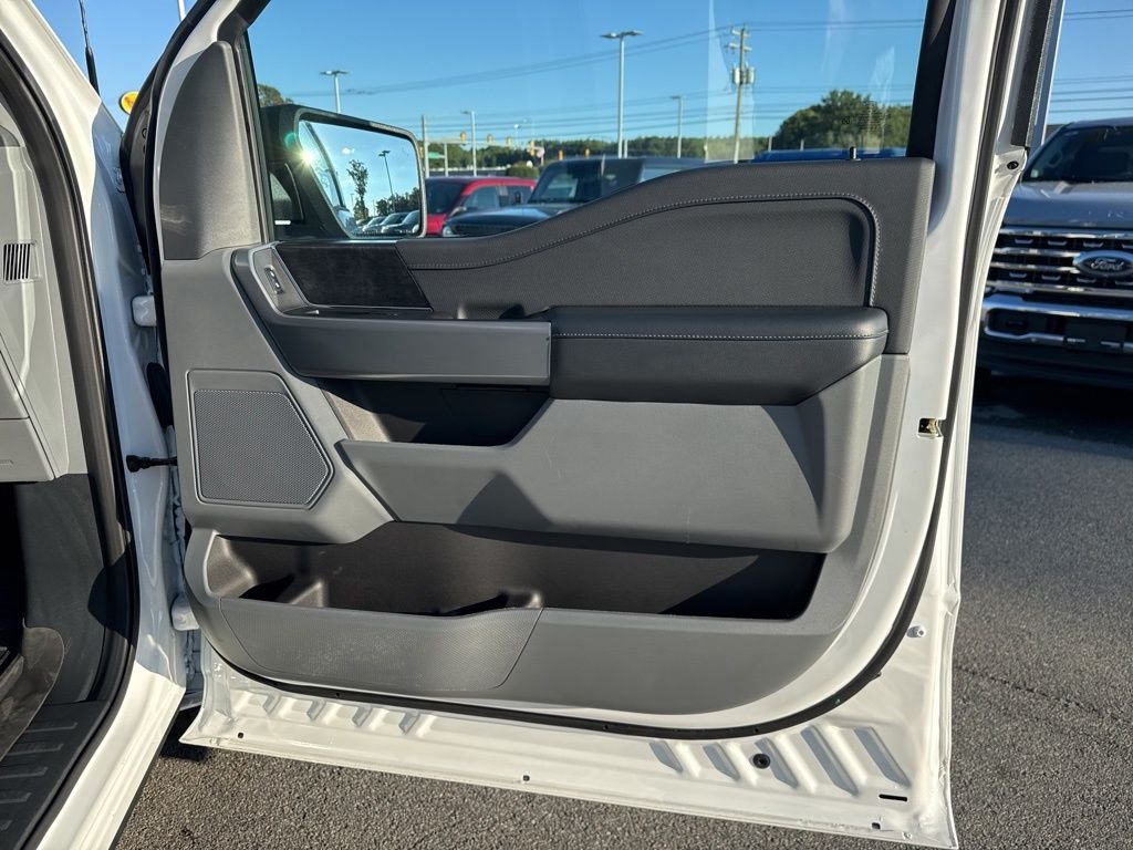 2023 Ford F-150 XLT - Photo 23