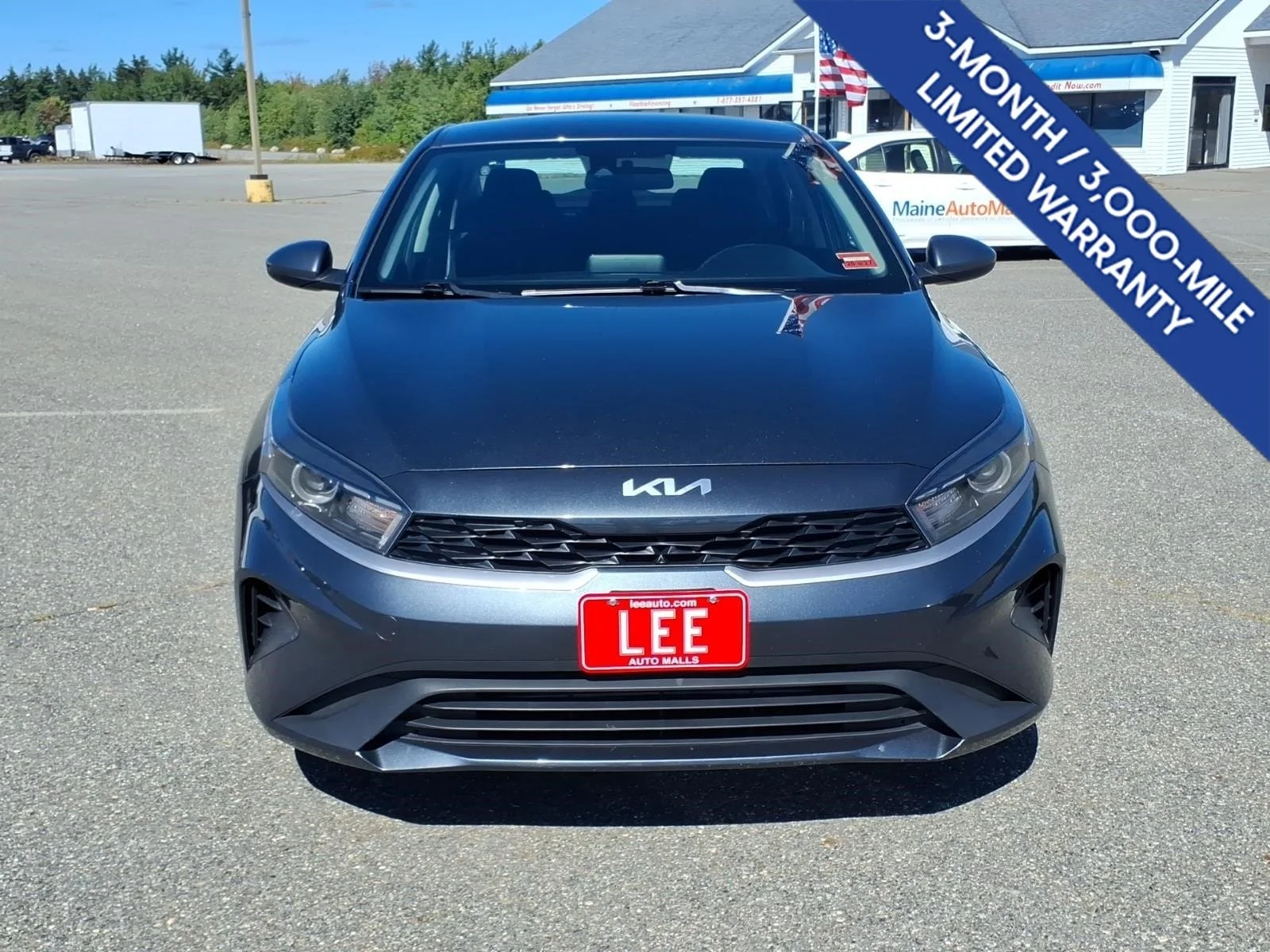 Used 2024 Gray Kia LXS image 2