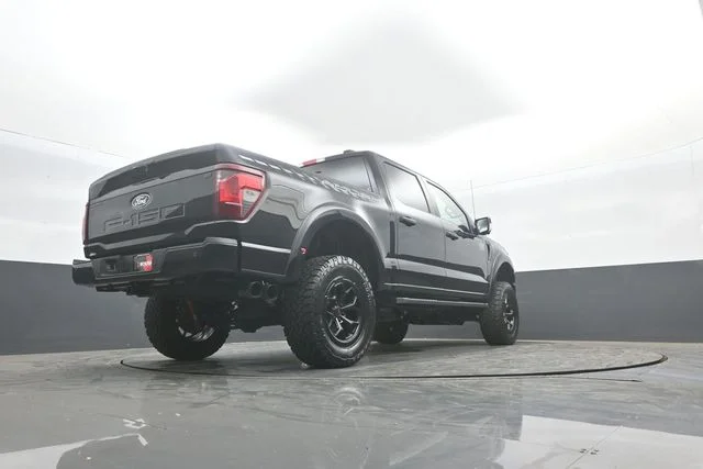 New 2026 Black Ford XLT image 32