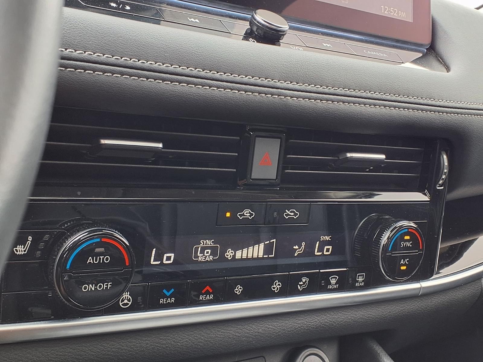 2024 Nissan Rogue SL Silver at Robbins Nissan