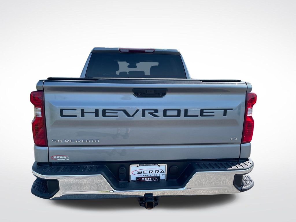 Used 2023 Gray Chevrolet LT image 4