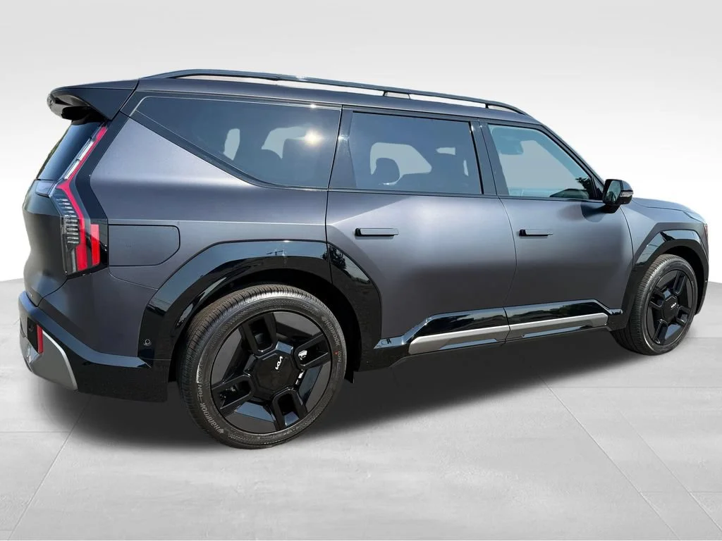 New 2026 Panthera Metal Matte Kia GT-Line image 7
