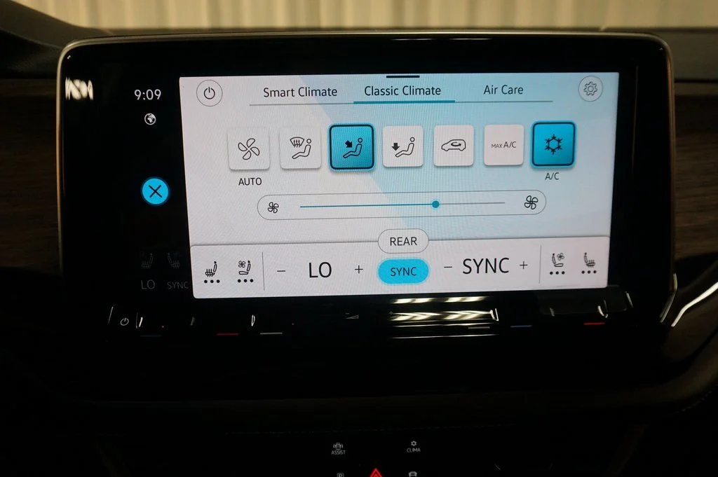 New 2026 Opal White Volkswagen 2.0T SEL image 19