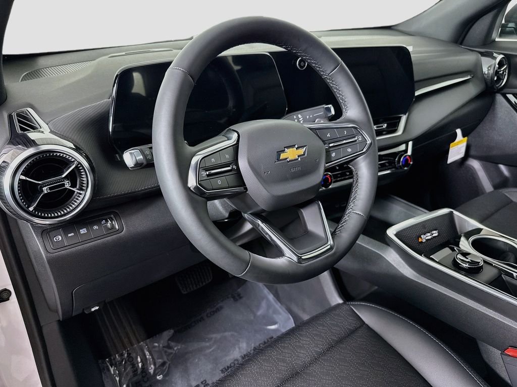 New 2027 Summit White Chevrolet LT image 9