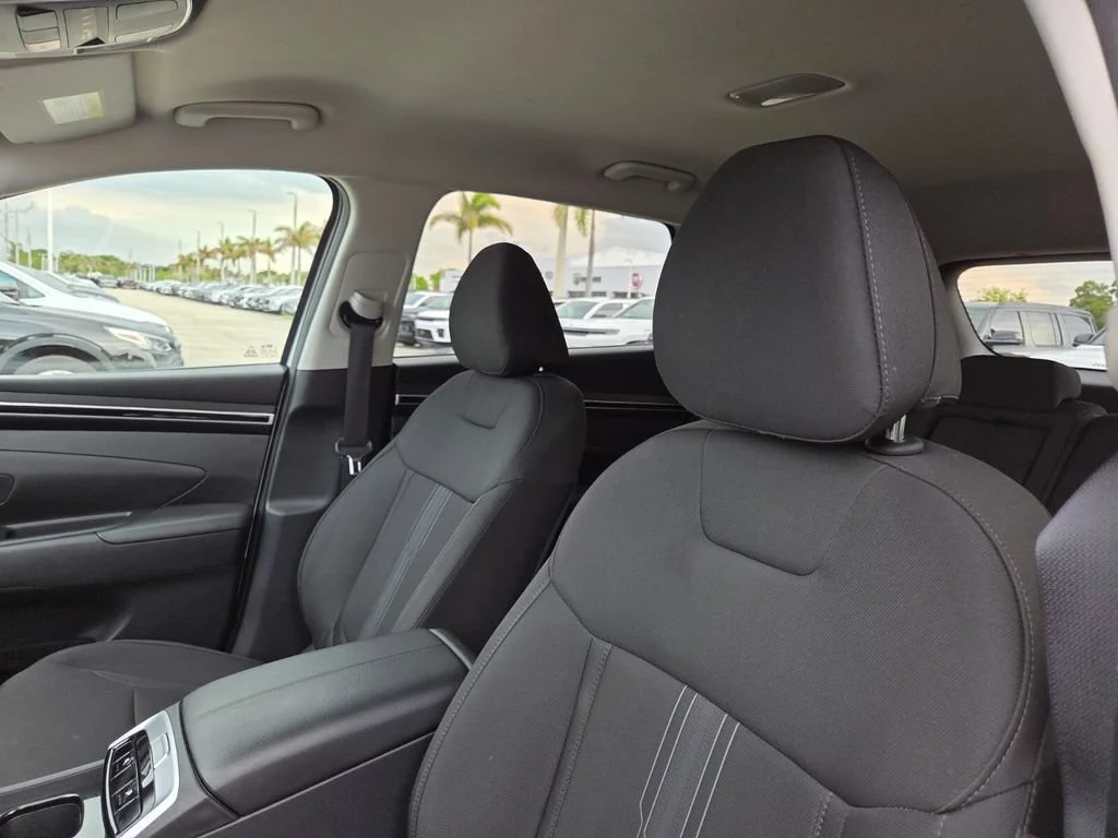 Used 2024 White Pearl Hyundai SEL image 22