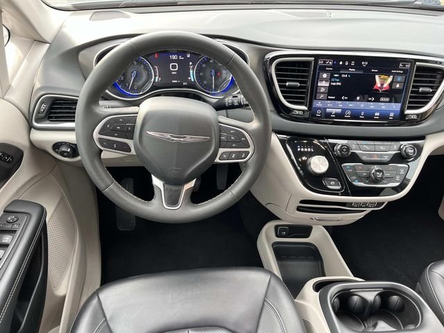 Used 2024 White Chrysler Touring L image 12