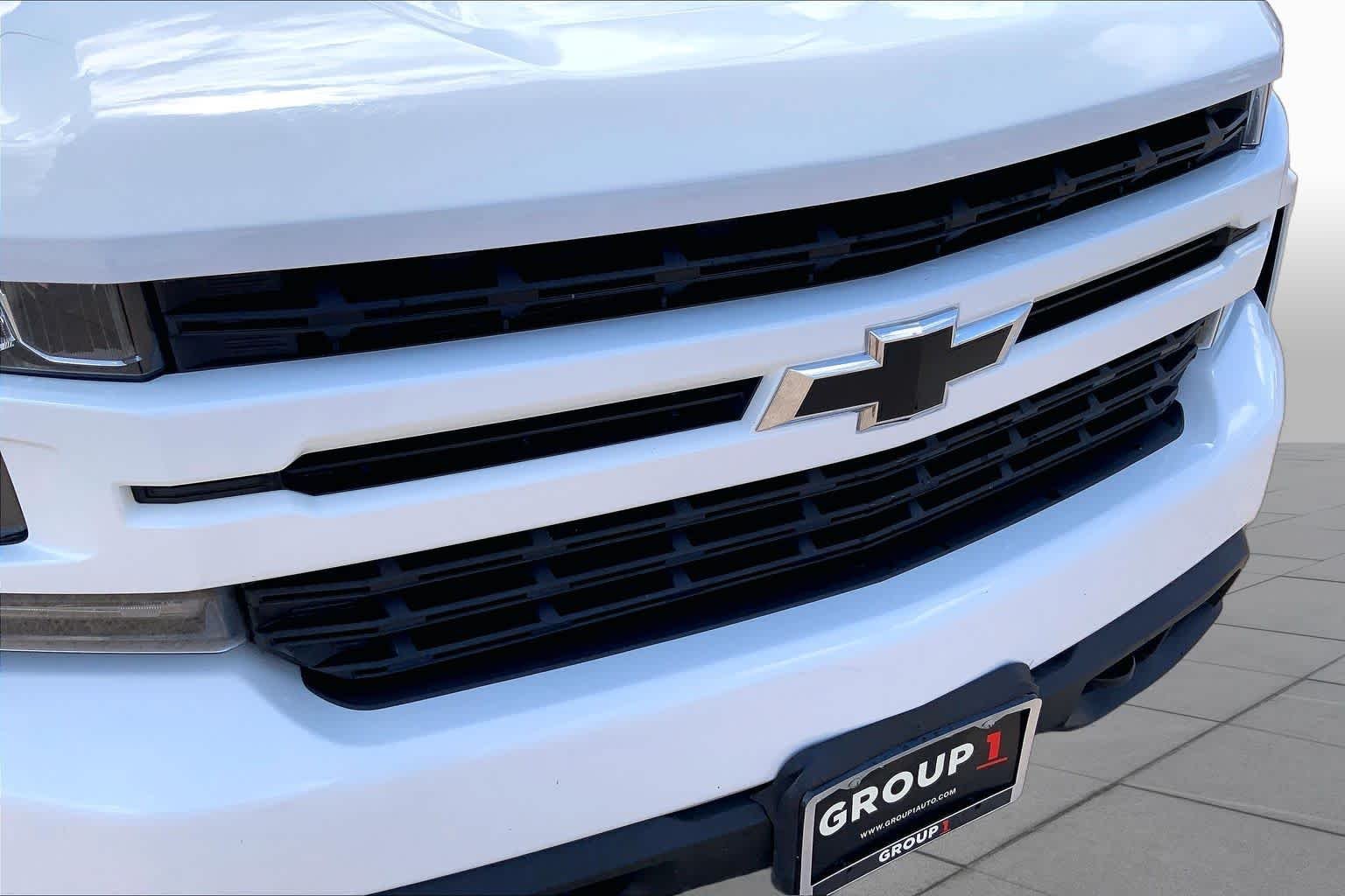 Used 2020 Summit White Chevrolet RST image 30