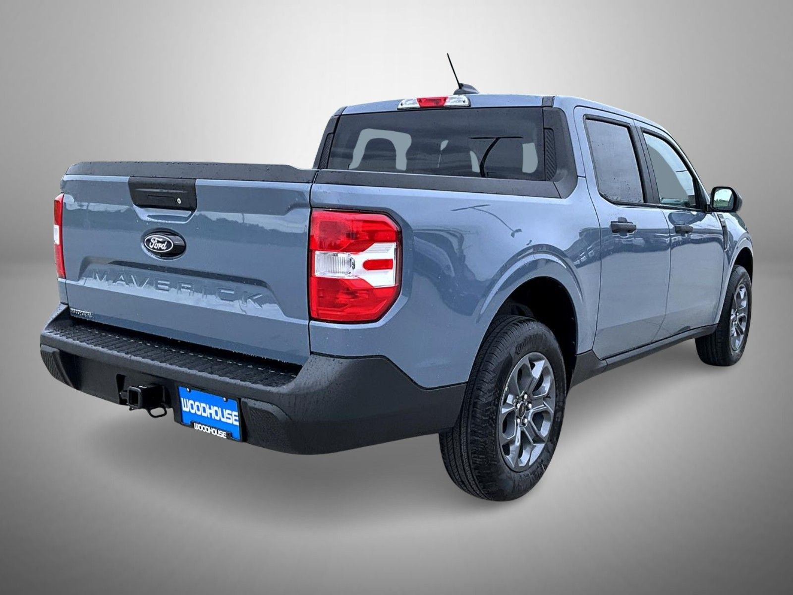 New 2026 Azure Gray Metallic Tri-Coat Ford XLT image 5