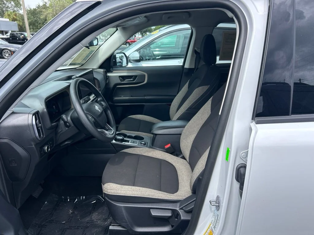 Certified Used 2025 Oxford White Ford Big Bend image 17