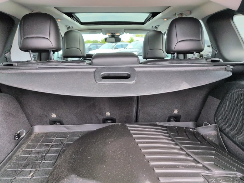 Certified Used 2019 White Jeep Overland image 8