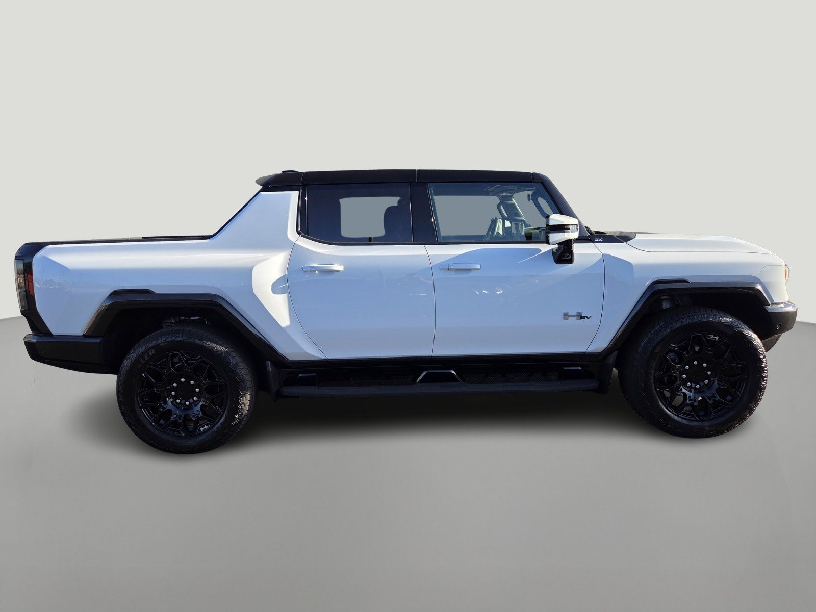 Used 2025 Interstellar White GMC 2X image 6