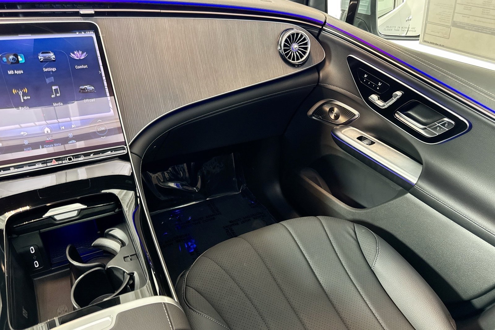 New 2026 Cirrus Silver Metallic Mercedes-Benz EQE 320 image 21