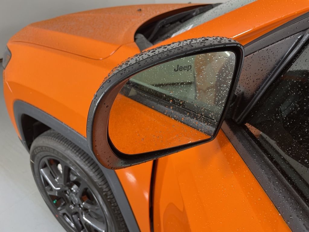 New 2026 Joose (DISC) Jeep Latitude image 13