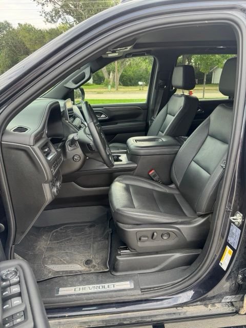 Certified Used 2023 Gray Chevrolet Z71 image 4