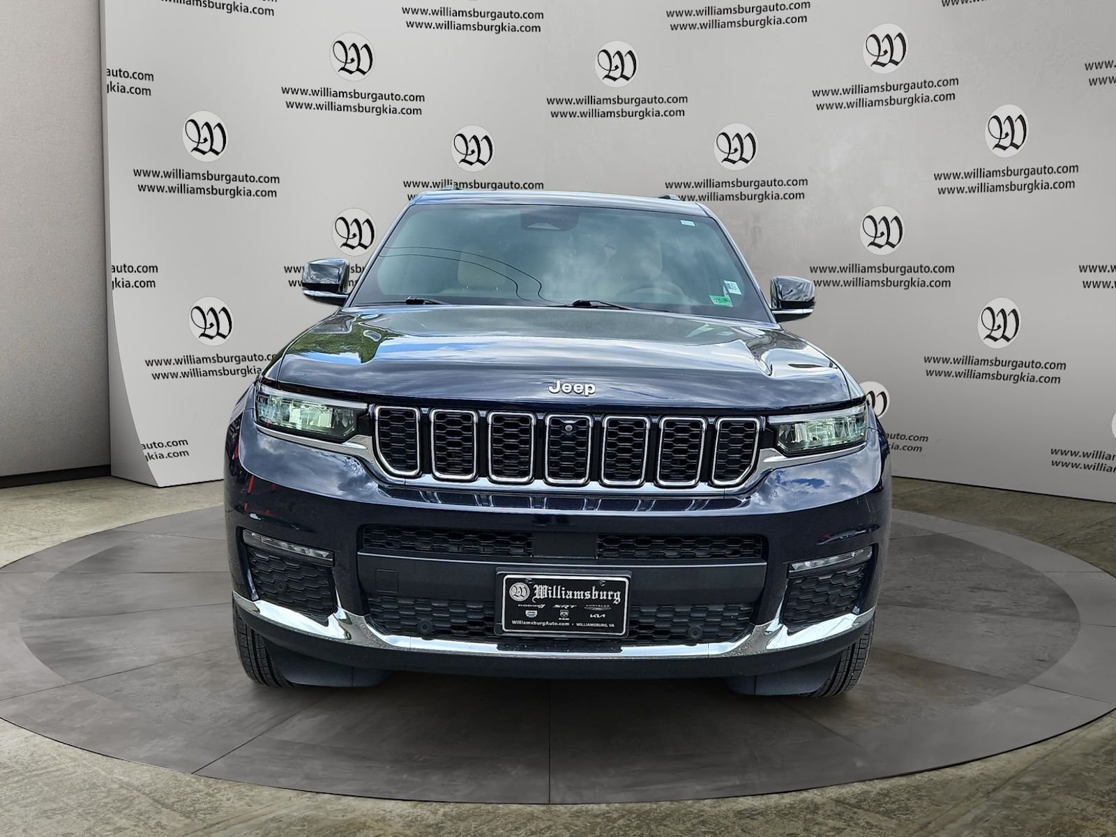 Used 2023 Black Jeep Limited image 8