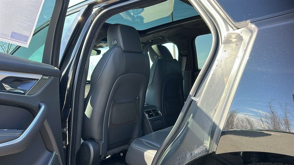 2026 Jaguar F-Pace R-Dynamic S - Photo 21