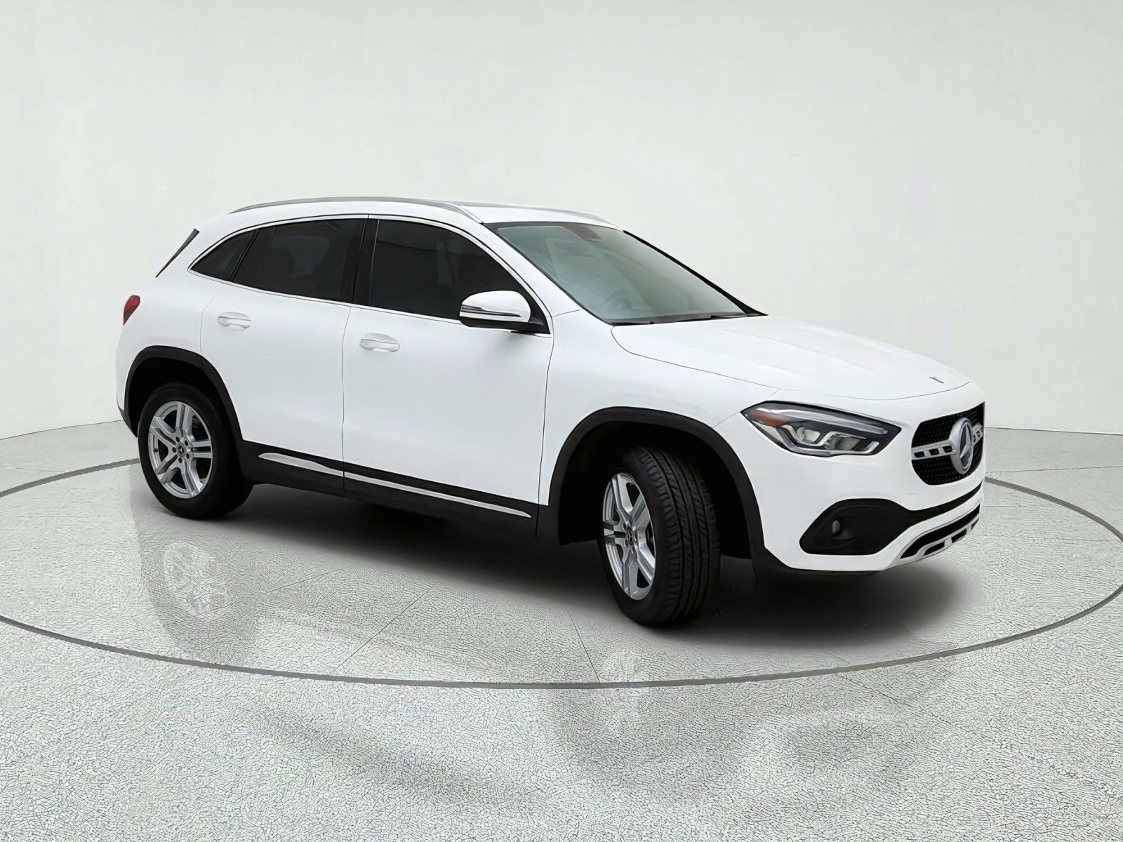 Used 2021 Polar White Mercedes-Benz GLA 250 image 5
