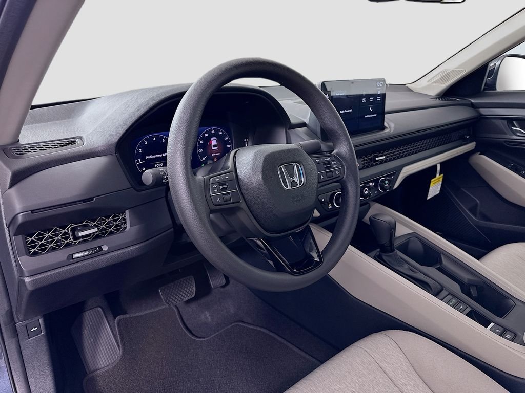 New 2026 Meteorite Gray Metallic Honda SE image 9