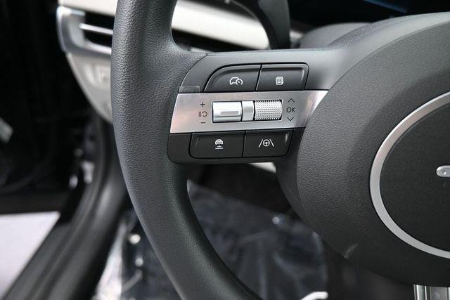New 2026 Black Hyundai SE FWD image 17