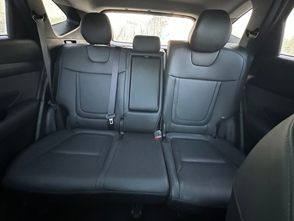 2025 Hyundai Tucson Limited - Photo 12