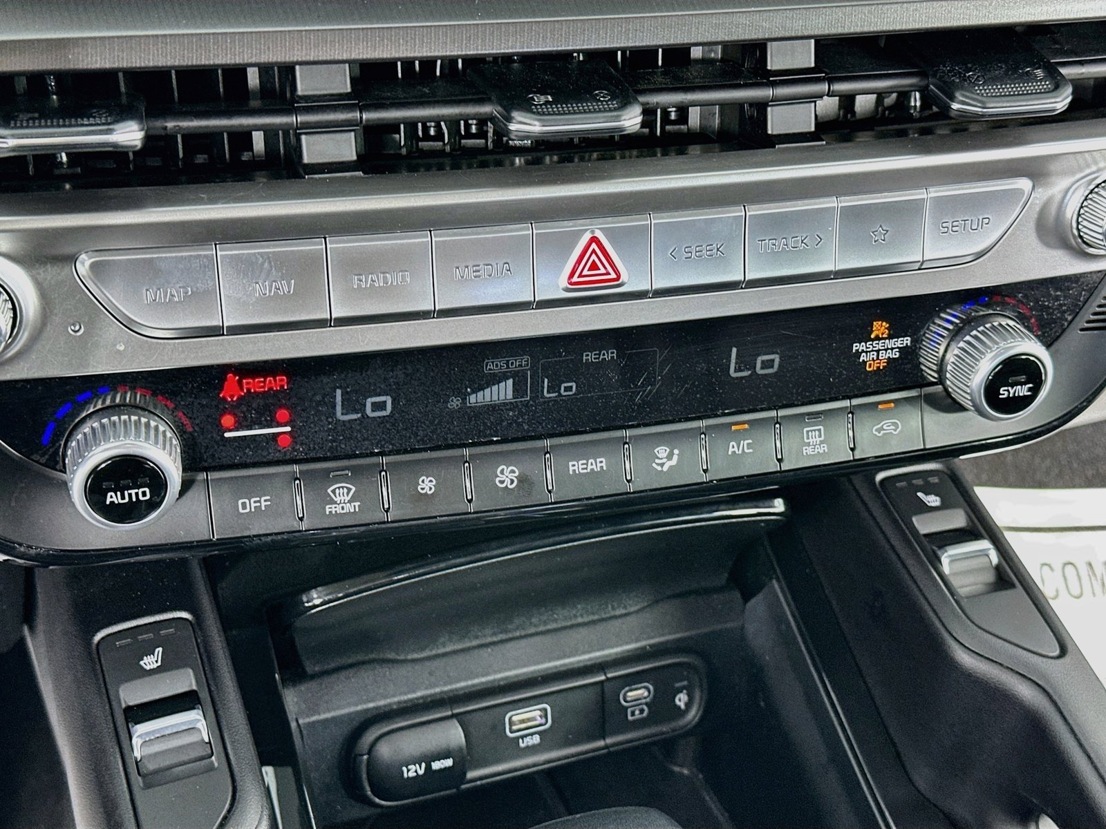 2025 Kia Telluride S - Photo 20