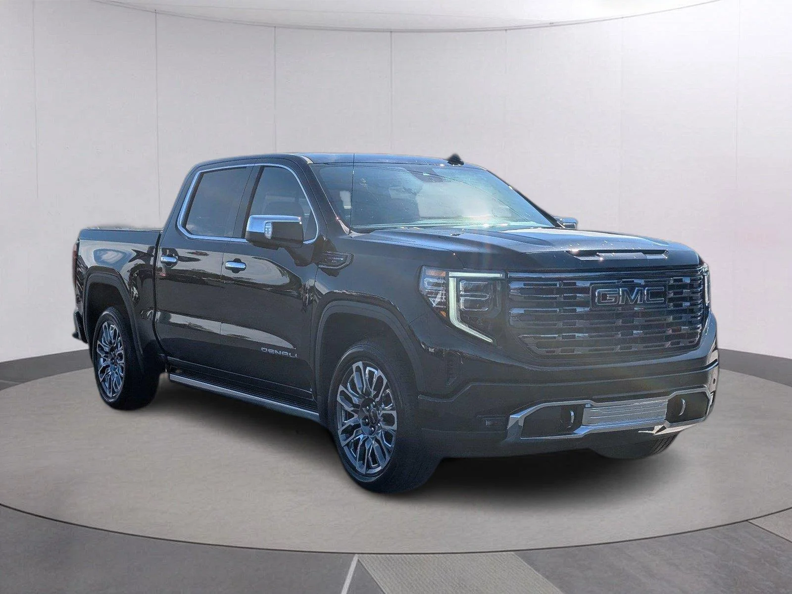 New 2026 Onyx Black GMC Denali Ultimate image 9