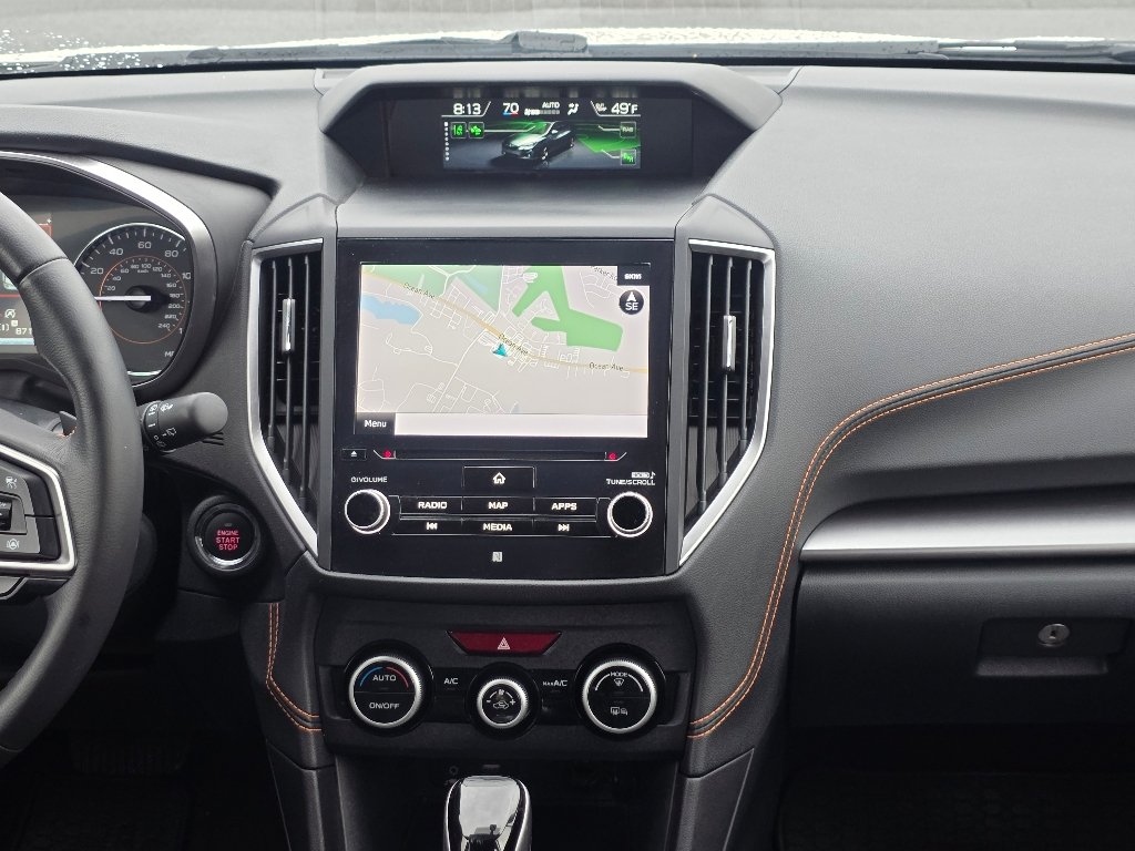 Used 2022 Crystal White Pearl Subaru Limited image 3