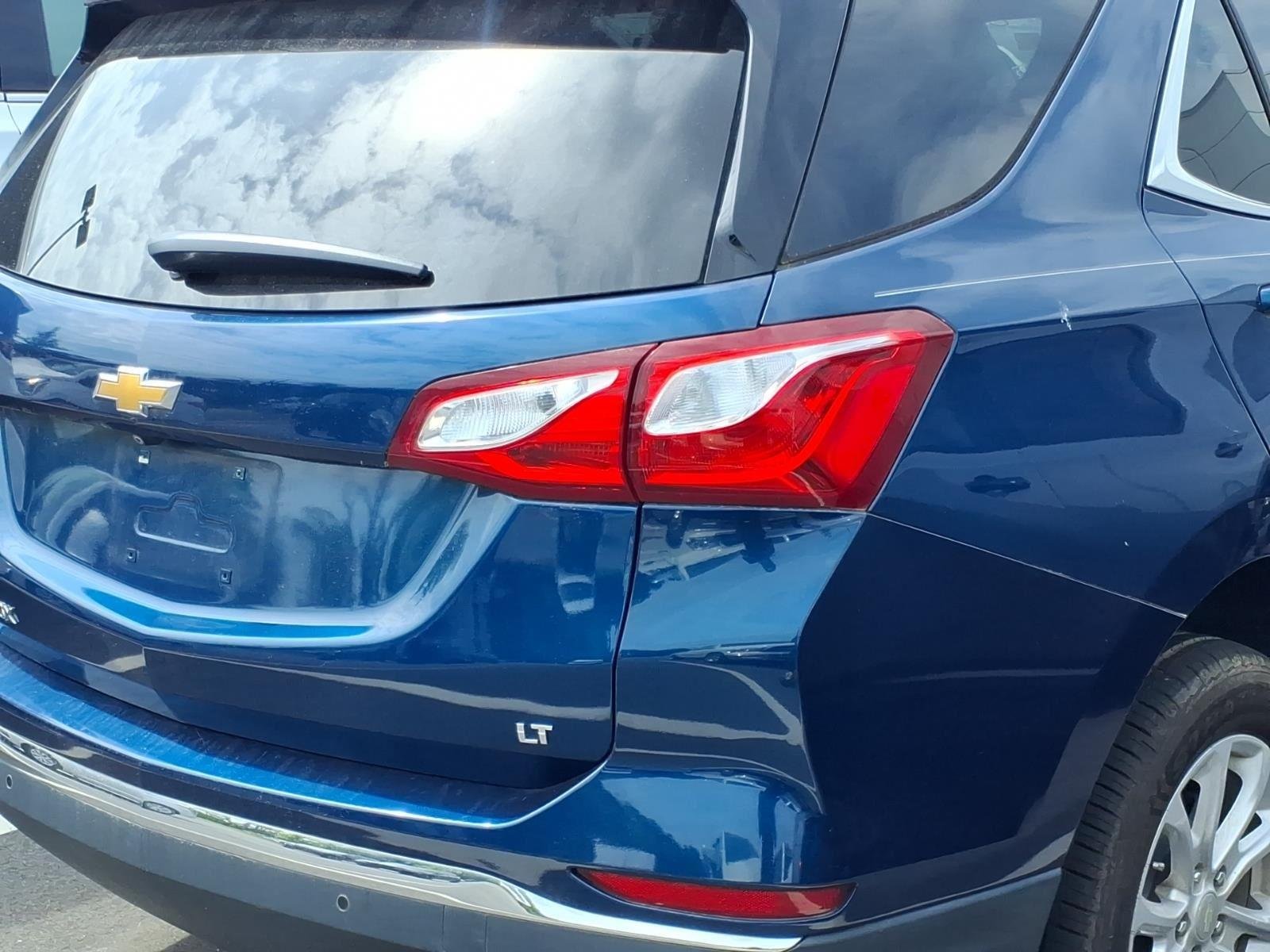 Used 2020 Pacific Blue Metallic Chevrolet LT image 8