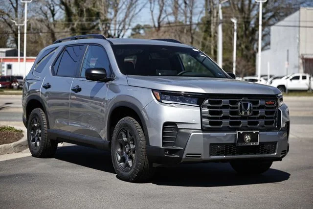 New 2026 Solar Silver Metallic Honda TrailSport image 19