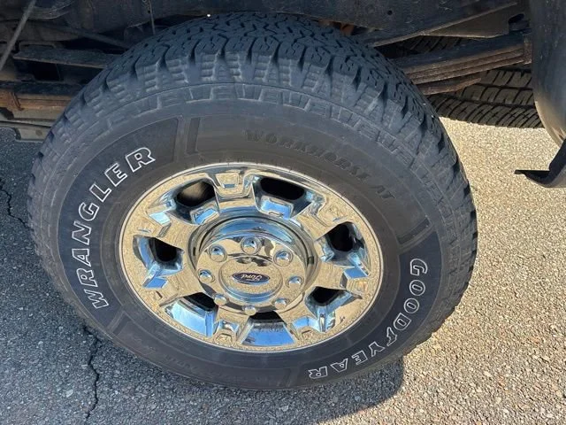 Used 2014 Blue Ford Lariat image 11