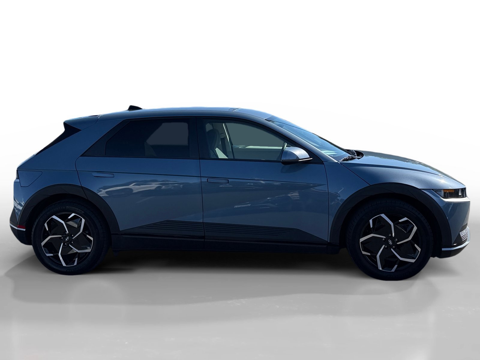 Used 2024 Blue Hyundai SEL image 6