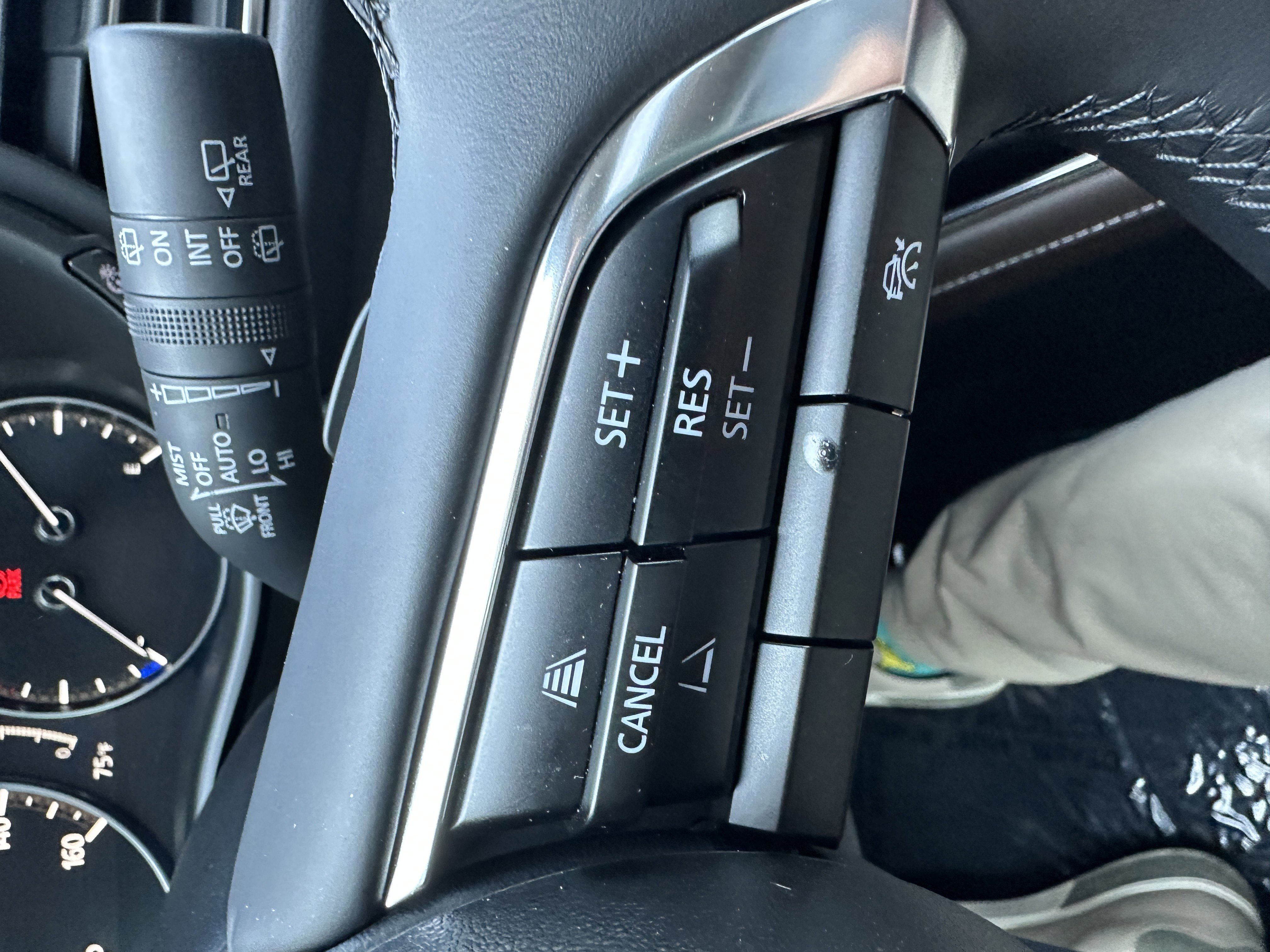 Used 2025 Jet Black Mica Mazda 2.5 S Premium Package image 28