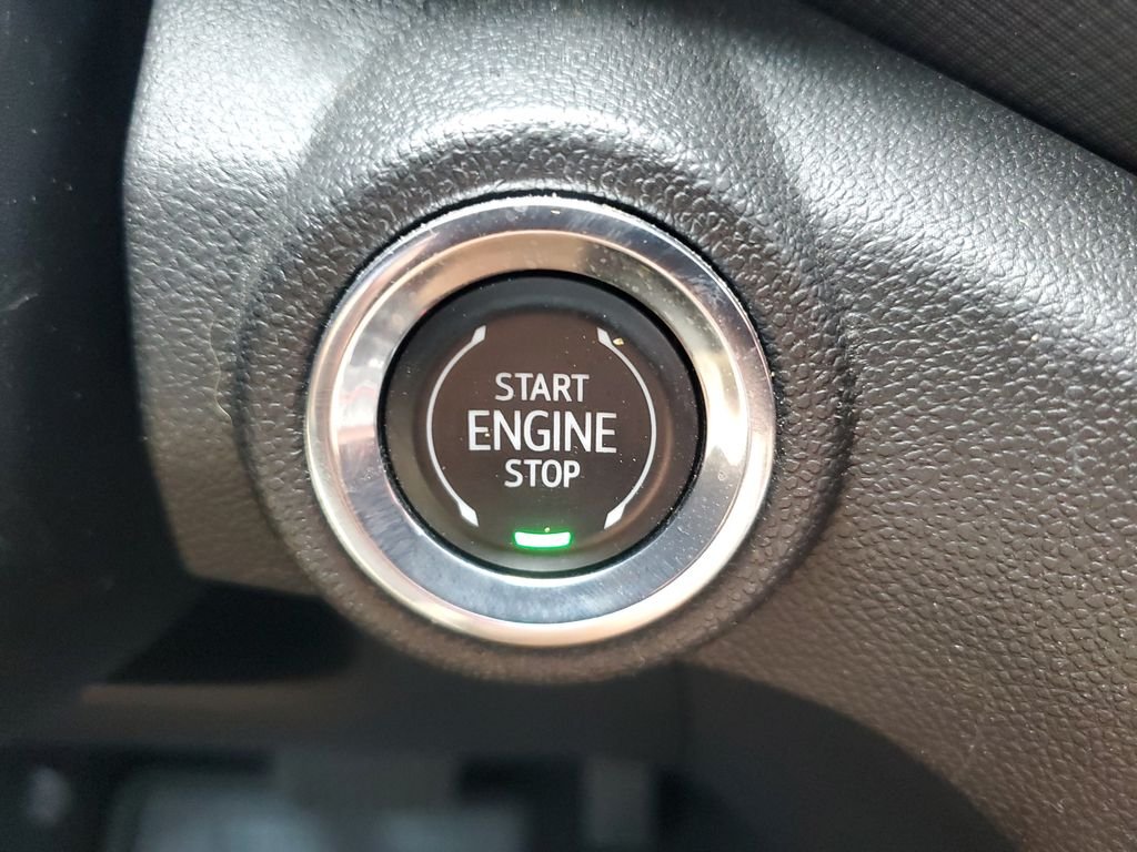 Used 2023 Gray Chevrolet LT image 25