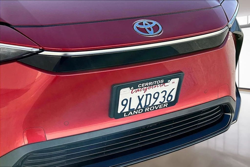 Used 2024 Red Toyota XLE image 31