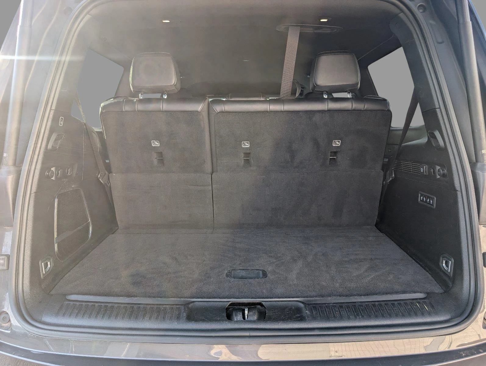 Used 2024 Baltic Gray Metallic Clearcoat Jeep Series III image 5