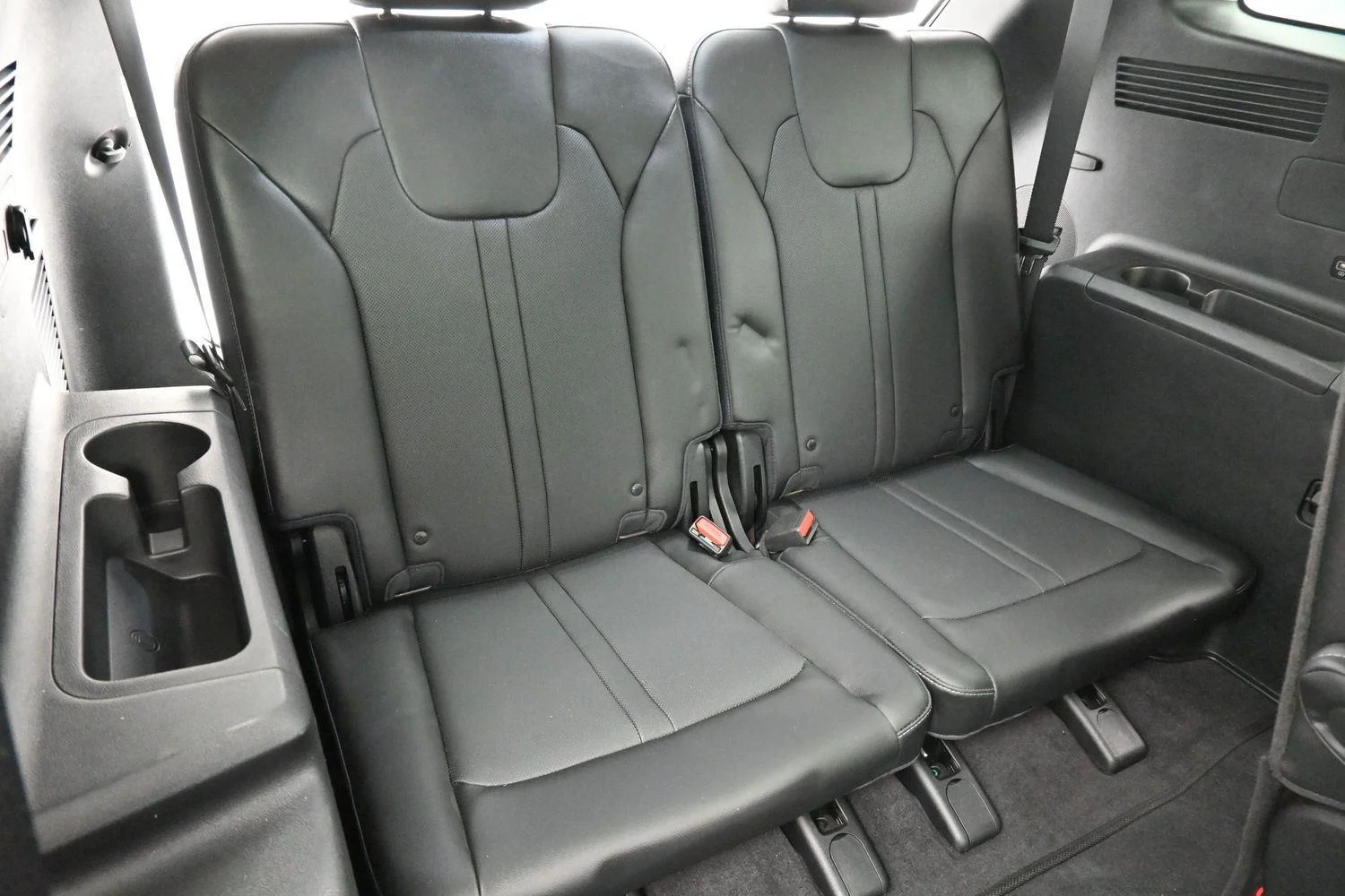 Used 2023 Wolf Gray Kia X-Line SX Prestige image 40